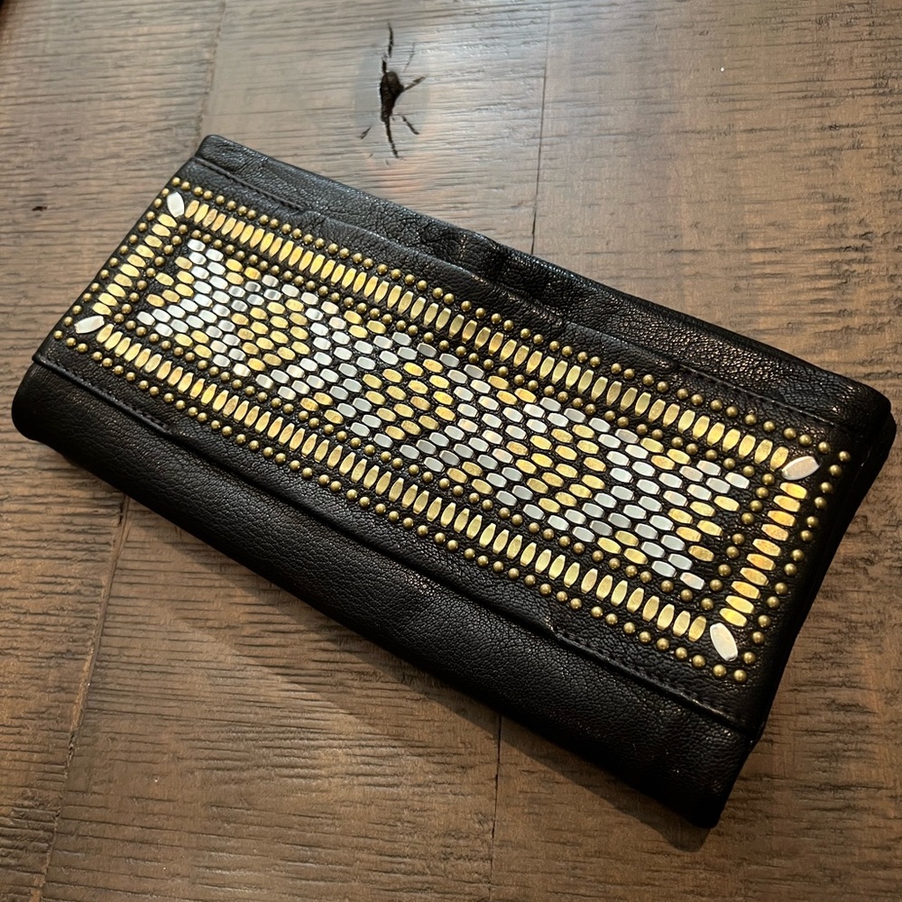 Calleen Cordero Fava Clutch - black/gold/silver